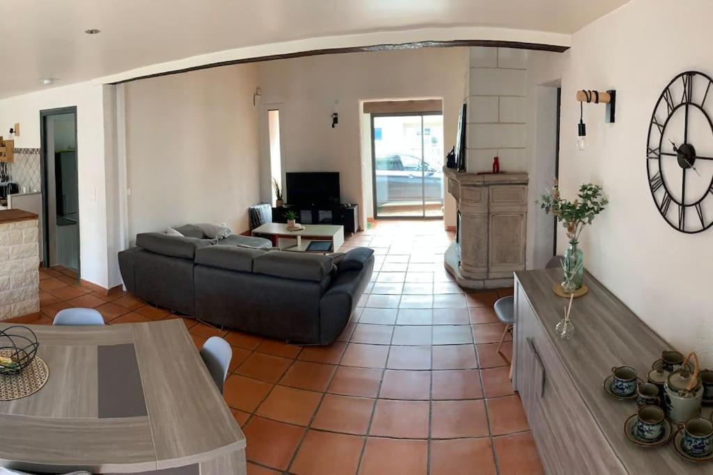 Jolie Villa Piscine A 15 Min Du Barcares Salses-le-Chateau Exteriör bild
