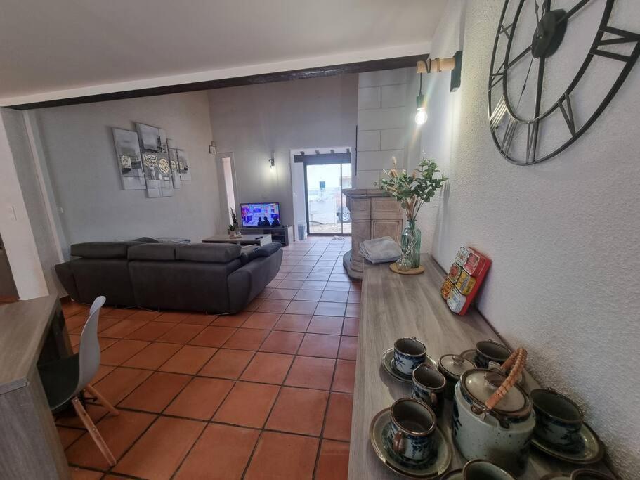 Jolie Villa Piscine A 15 Min Du Barcares Salses-le-Chateau Exteriör bild